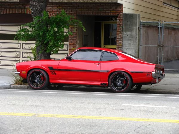 Ford Maverick 302
