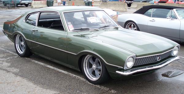 Ford Maverick Custom