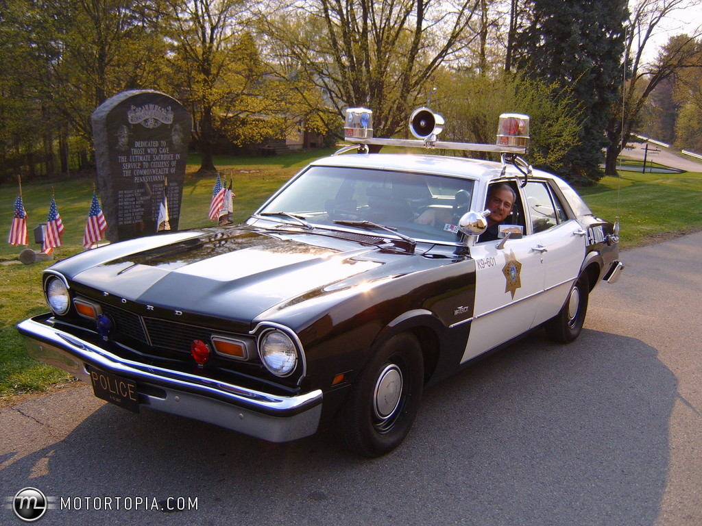 Ford Maverick Sedan