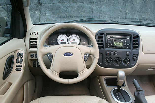 Ford Maverick V6 Limited
