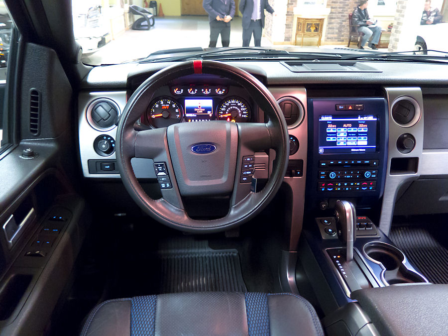 Ford T 150