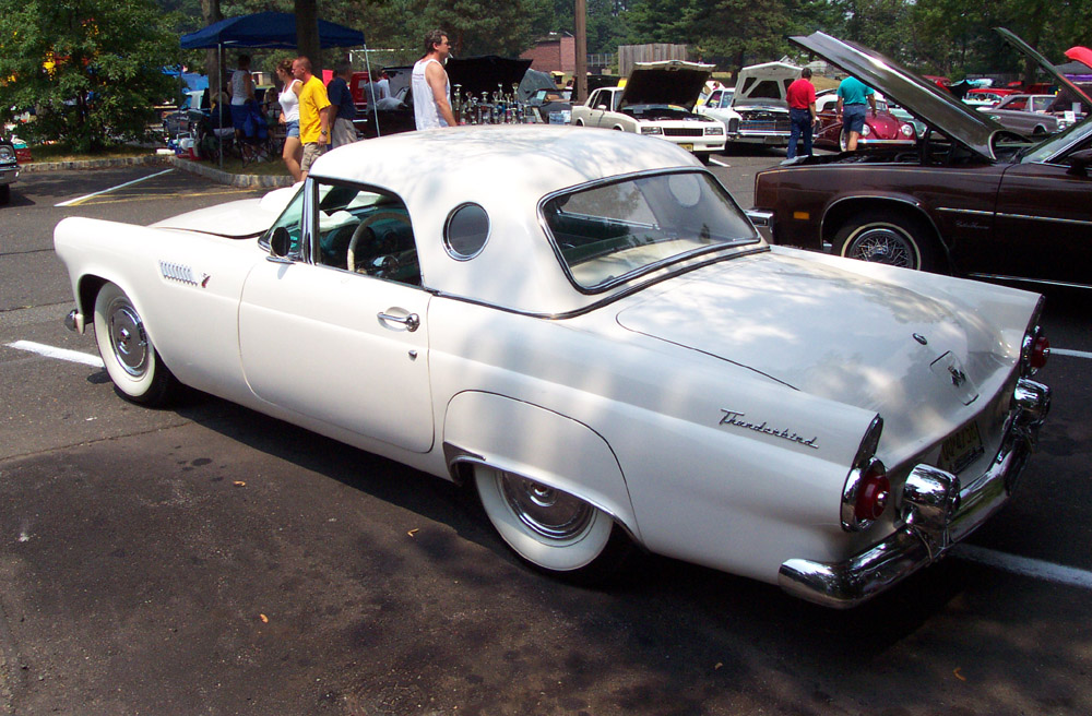 Ford T Bird 1955
