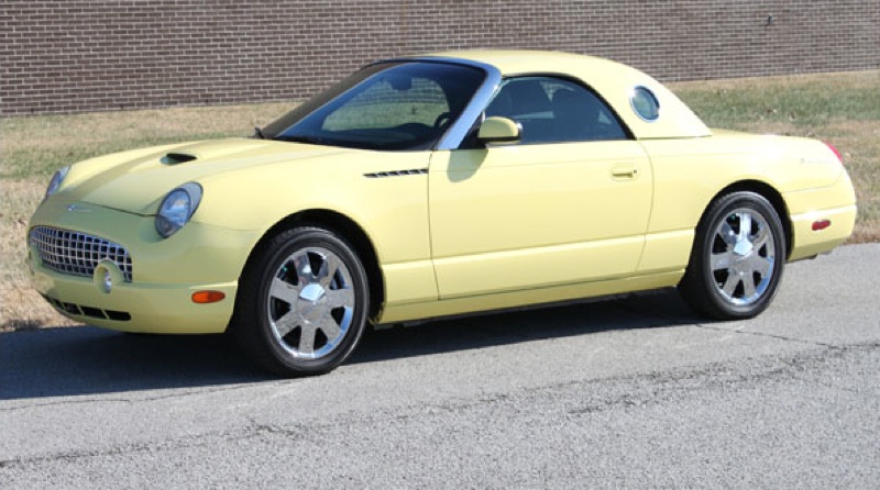 Ford T Bird 2005