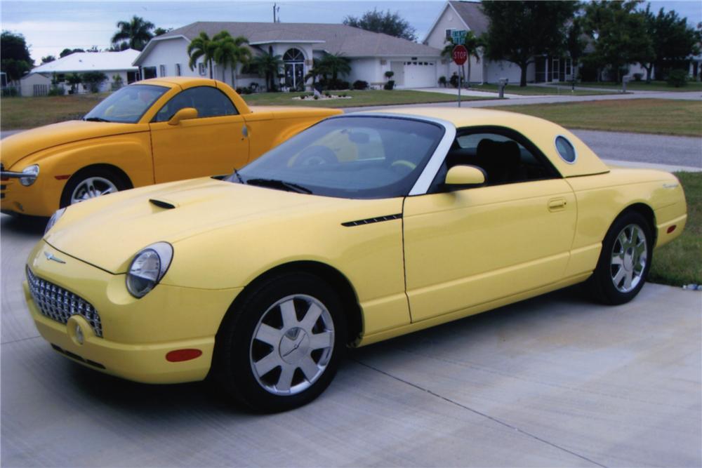 Ford T Bird 2005