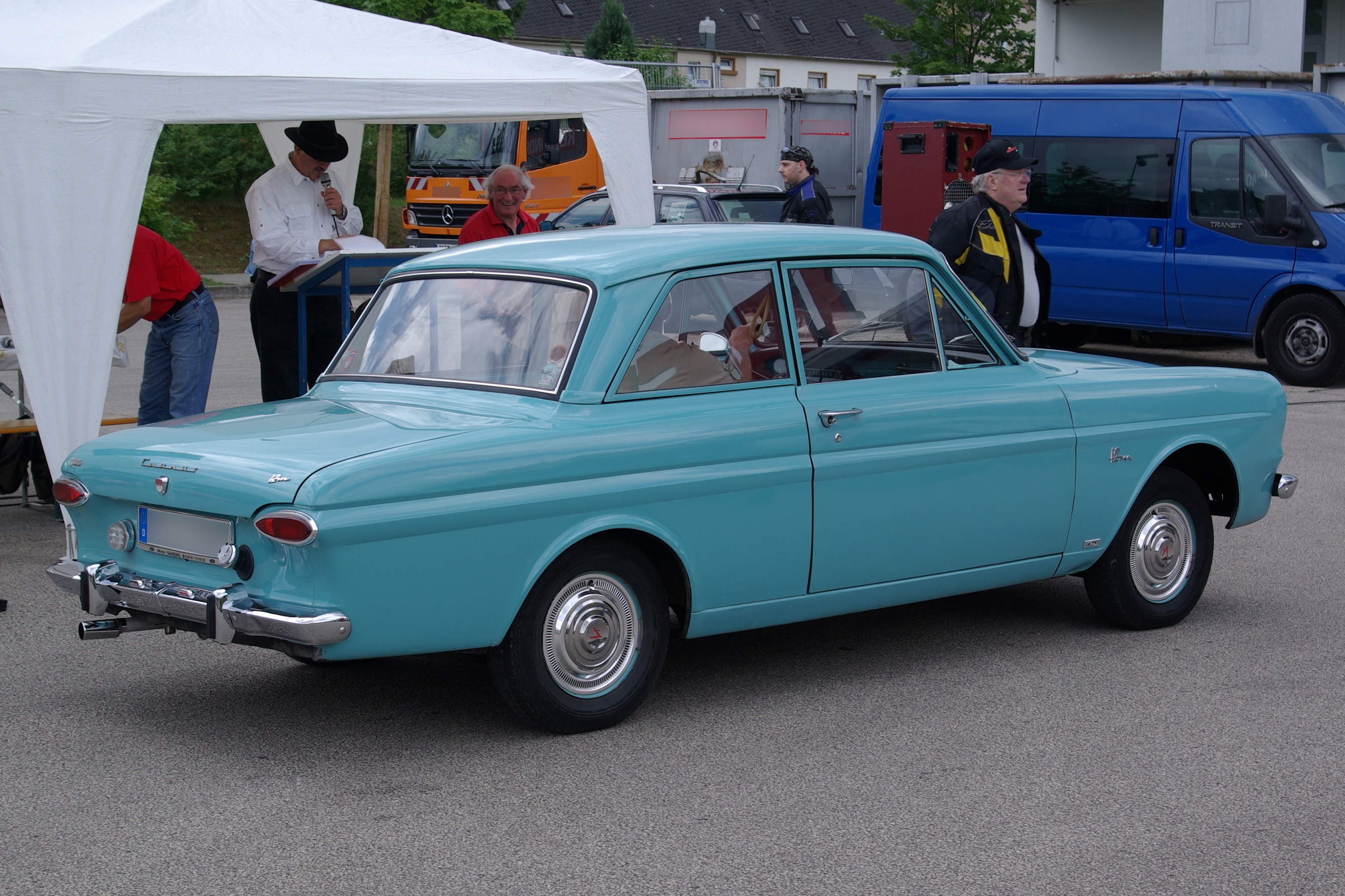Ford 12m