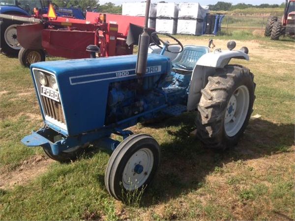Ford 1900