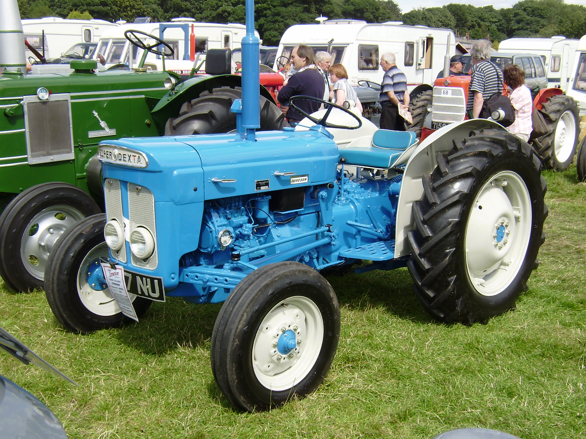 Ford 2000