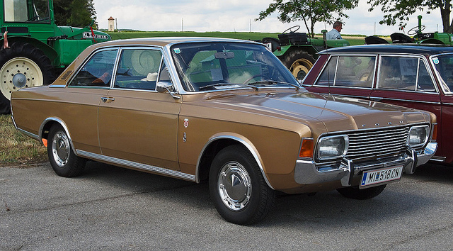Ford 20m