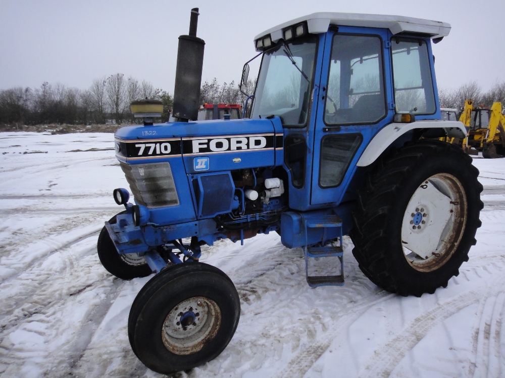 Ford 7710