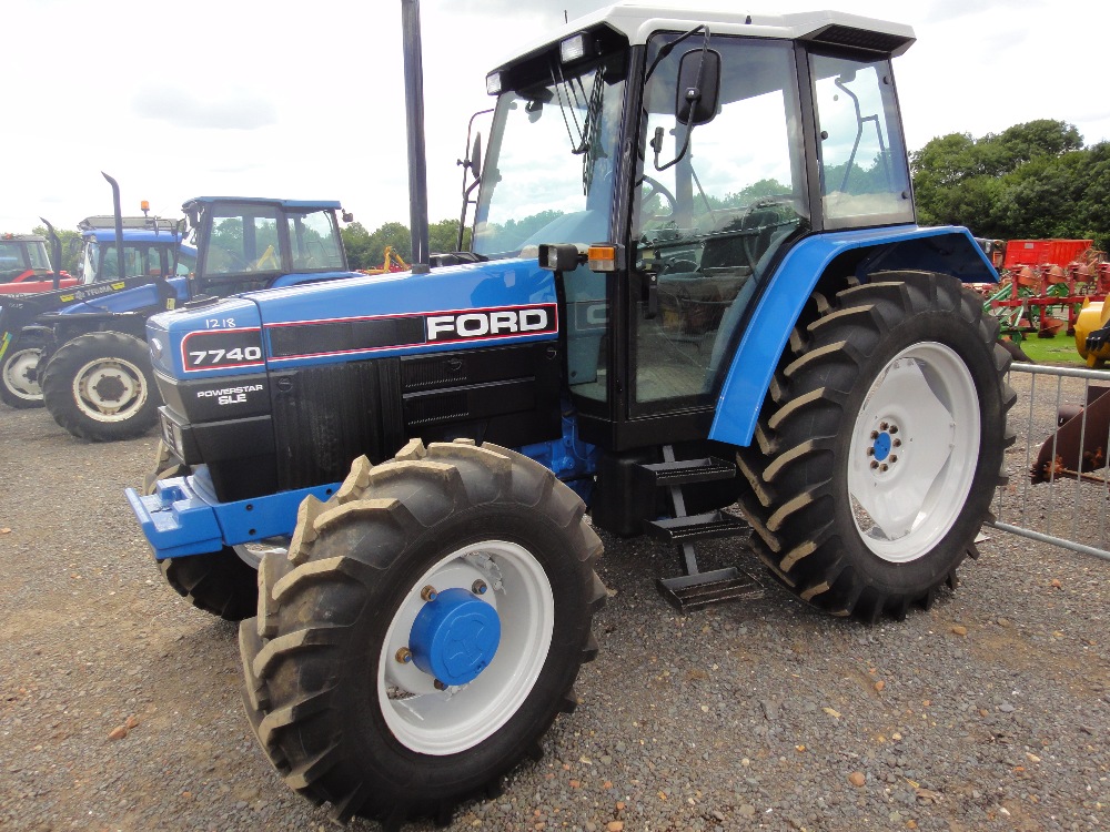 Ford 7740