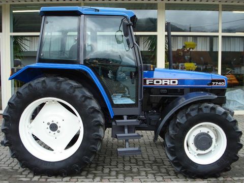 Ford 7740
