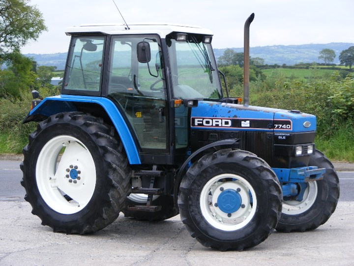 Ford 7740