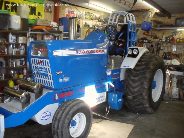 Ford 8000