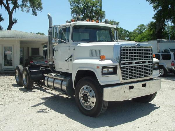 Ford 9000