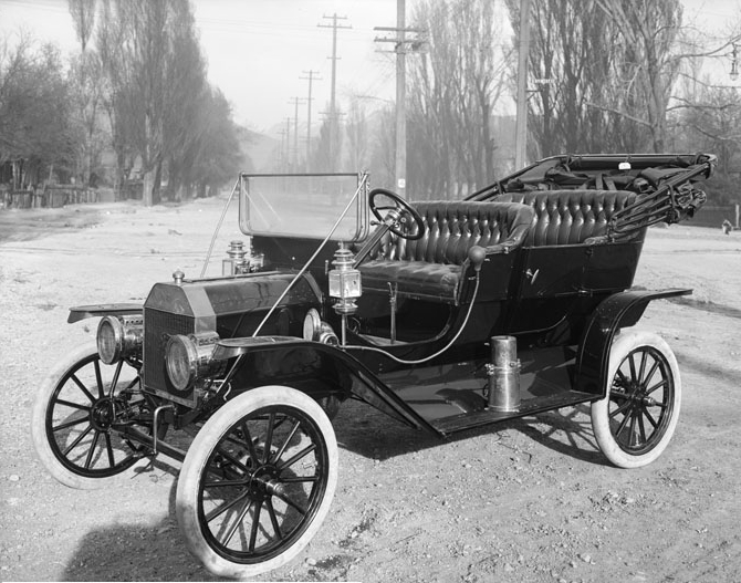 Ford Automobile