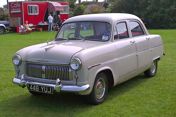 Ford Consul