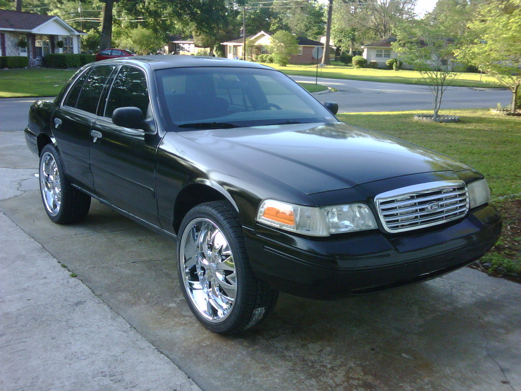 Ford Crown