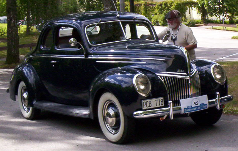 Ford Deluxe Ford Deluxe
