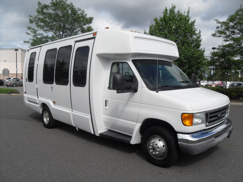 Ford E-450
