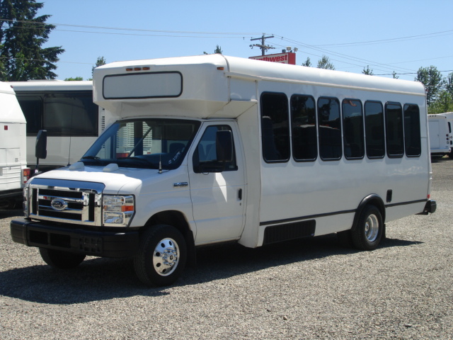 Ford E-450