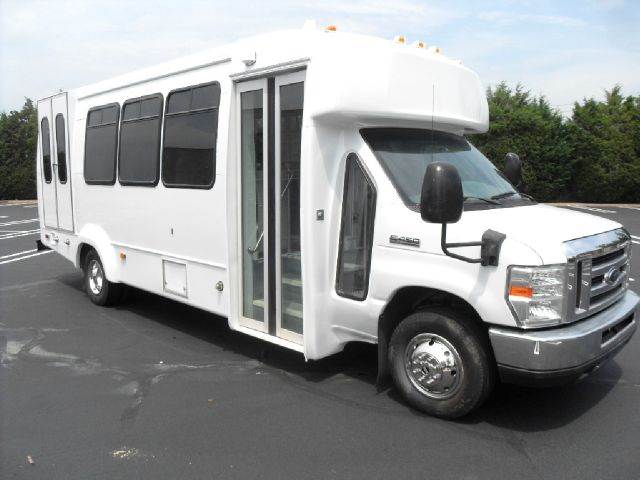 Ford E-450