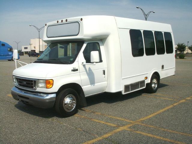 Ford E450