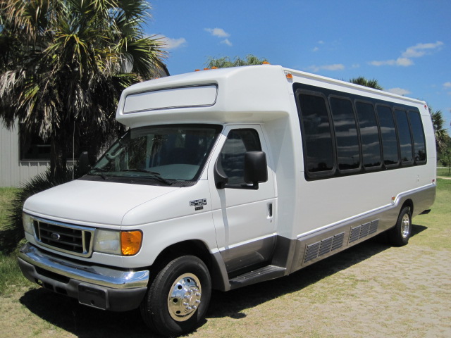 Ford E450