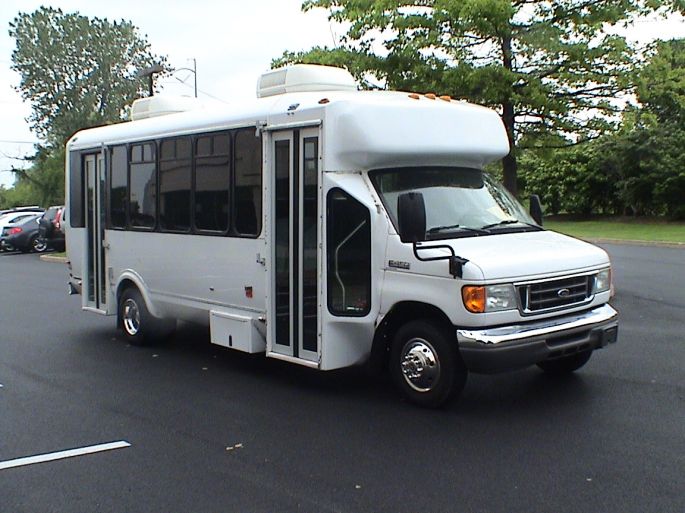 Ford E450