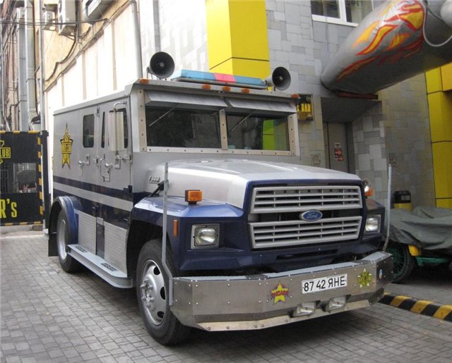 Ford F-600