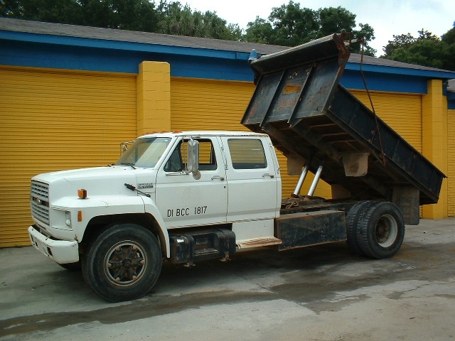 Ford F700