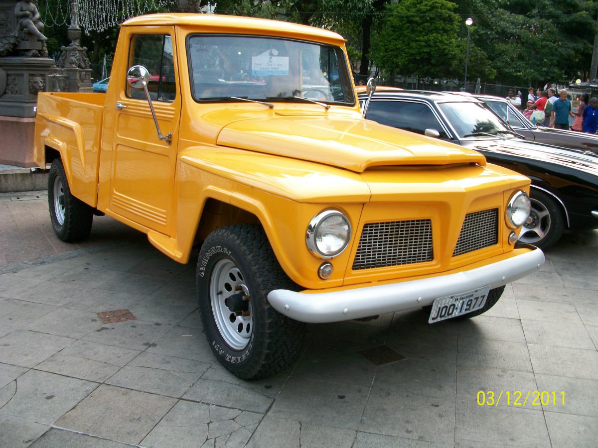 Ford Rural