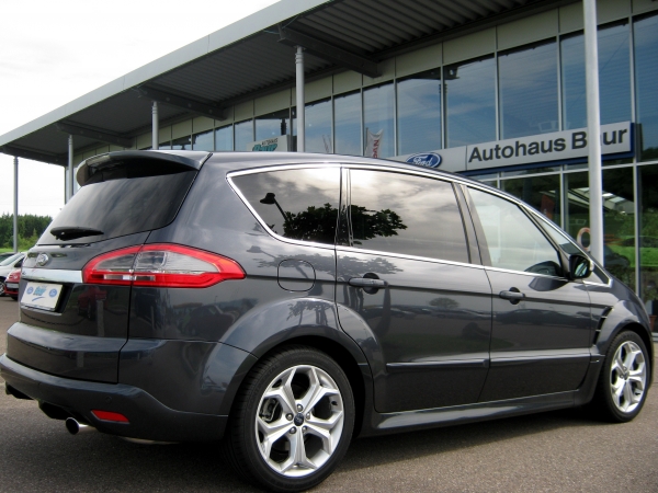 Ford S