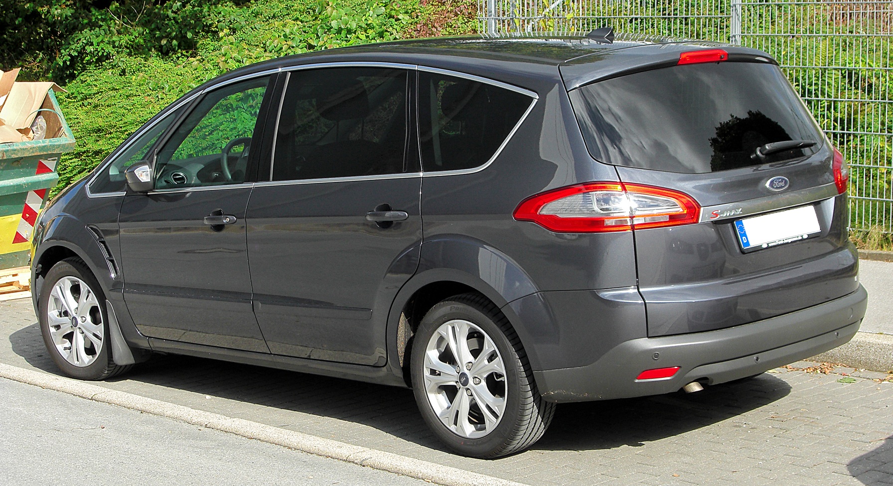 Ford S