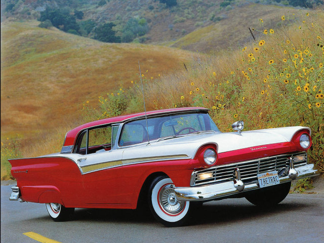 Ford Skyliner