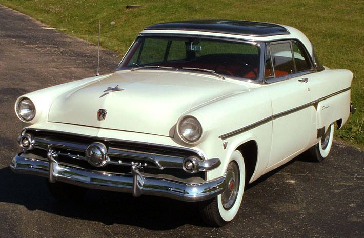 Ford Skyliner