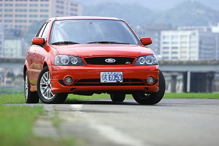 Ford Tierra