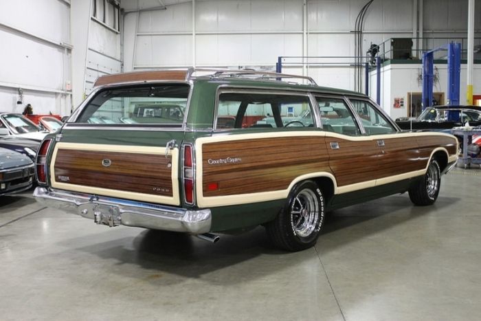 Ford Wagon