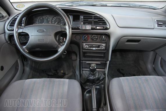Ford Mondeo 1.6 16v