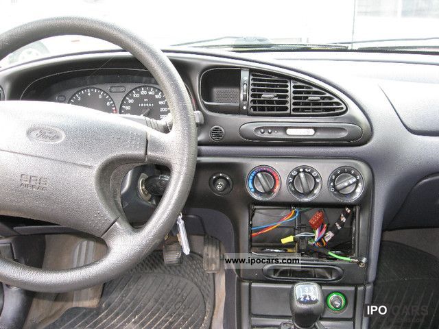 Ford Mondeo 1.8 16v