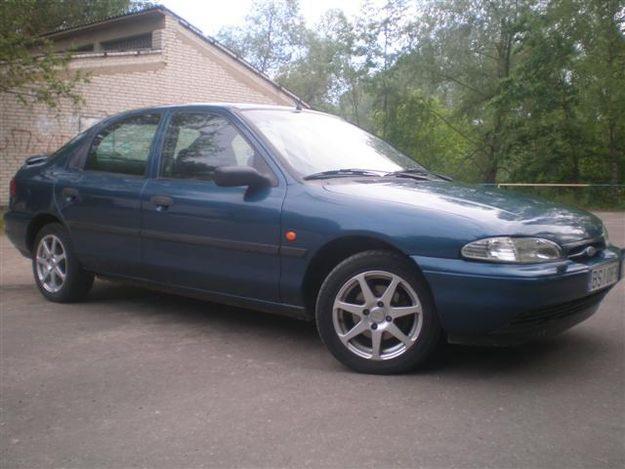 Ford Mondeo 16v