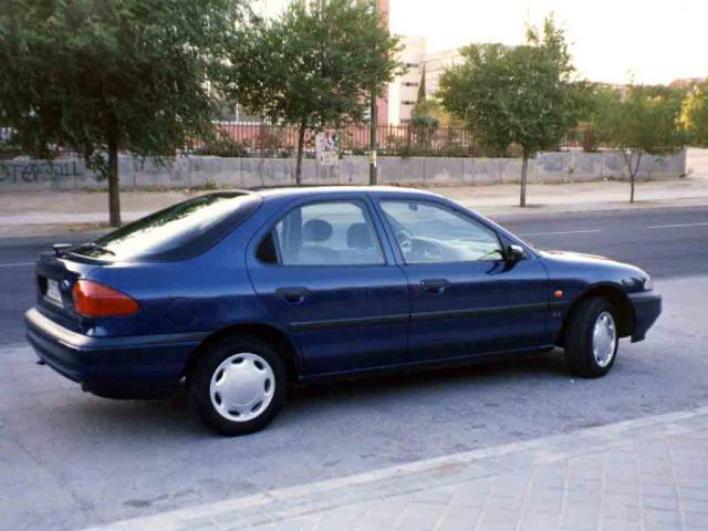 Ford Mondeo 16v