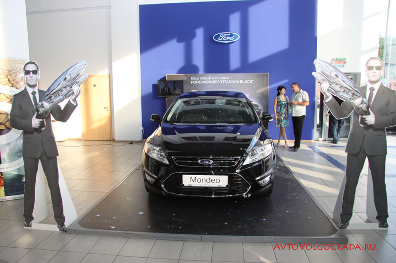 Ford Mondeo Black