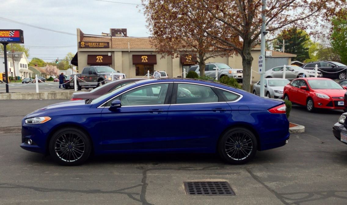 Ford Mondeo Deep Impact Blue