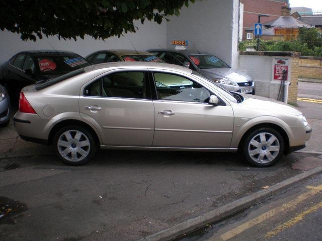 Ford Mondeo Ghia 2005