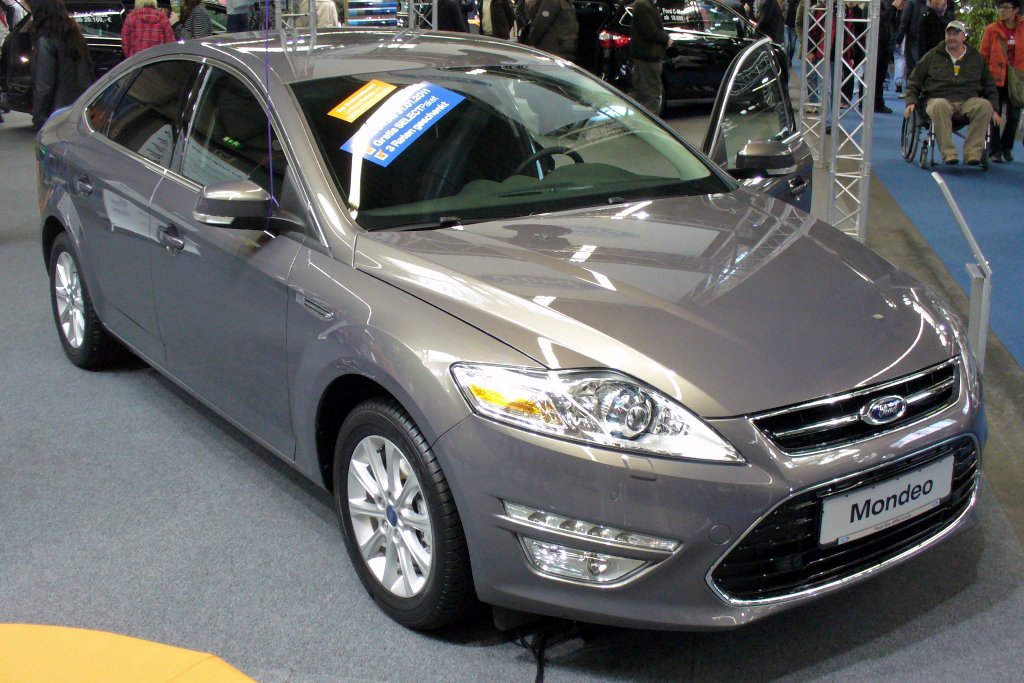 Ford Mondeo Liftback