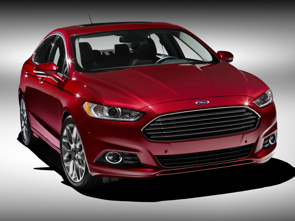 Ford Mondeo Red