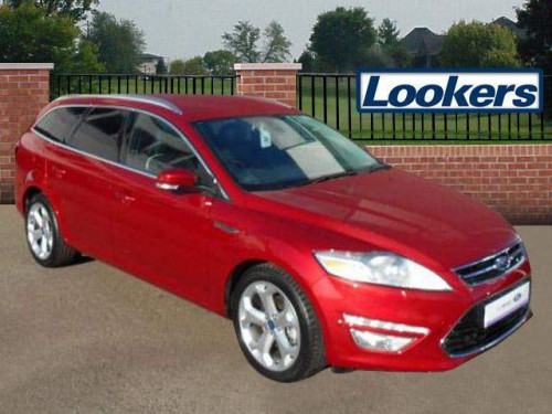 Ford Mondeo Red