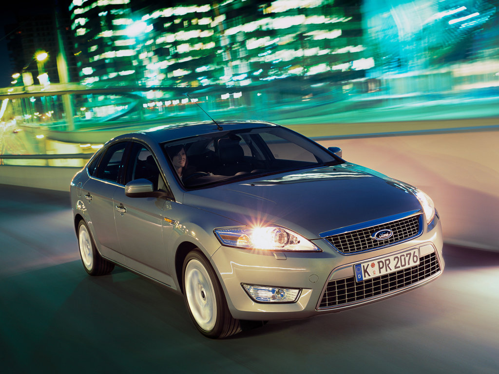 Ford Mondeo Sedan