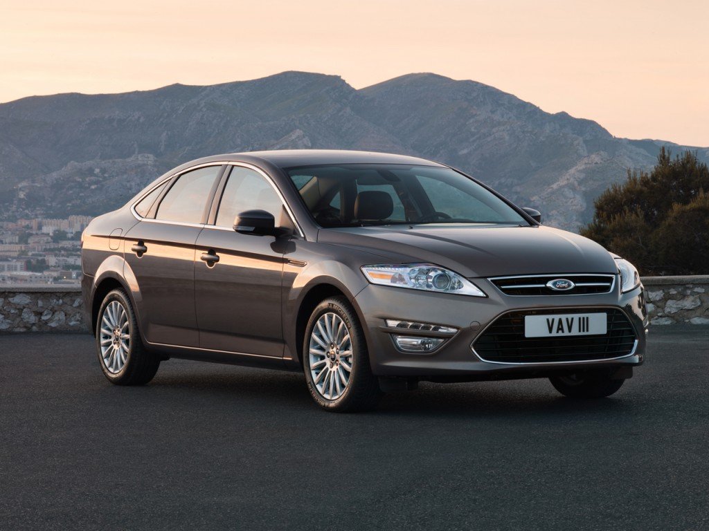 Ford Mondeo Sedan