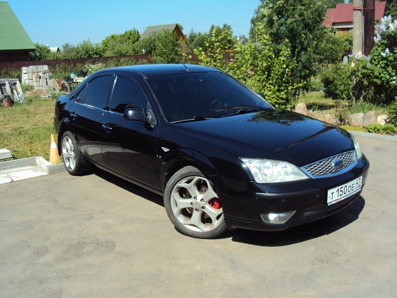 Ford Mondeo St 220